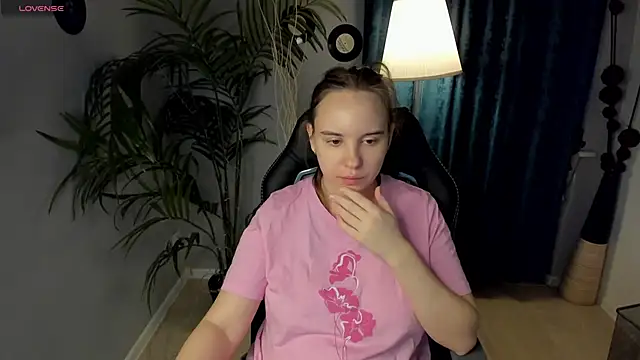 Lika 0ne online show from 12-16-25, 12:10