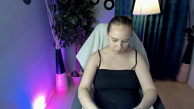 Snapshot of Lika_0ne chatting on 07-07-26, 11:58 Lika 0ne online show from 07-07-26, 11:58