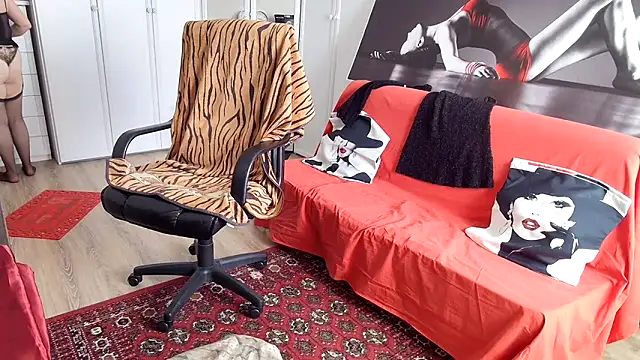 Snapshot of Chanel_Noire chatting on 02-27-26, 01:44 Chanel Noire online show from 02-27-26, 01:44