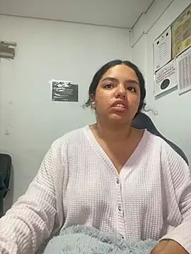 Anitta bell online show from 03-03-25, 03:42