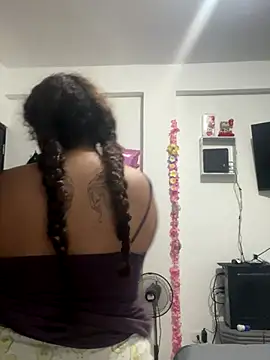 Anitta bell online show from 09-22-25, 08:11