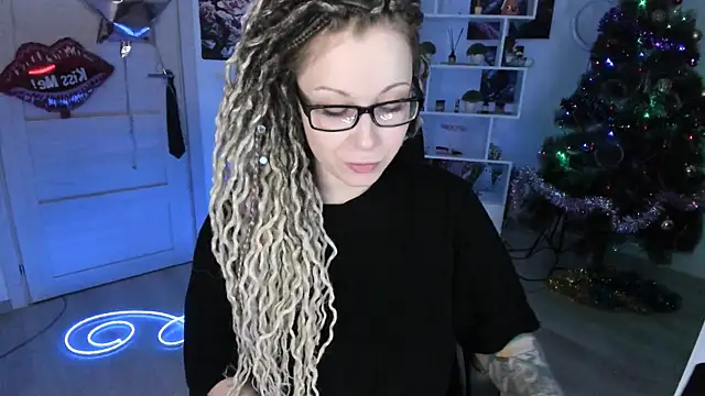 HoneySallyMoore online show from 01-10-26, 05:26