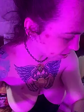 Snapshot of favoritestepsis chatting on 10-06-25, 08:50 favoritestepsis online show from 10-06-25, 08:50