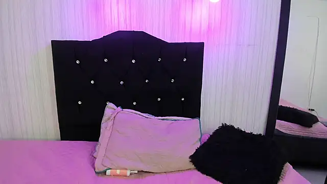 nicky angel1 online show from 02-24-25, 09:52