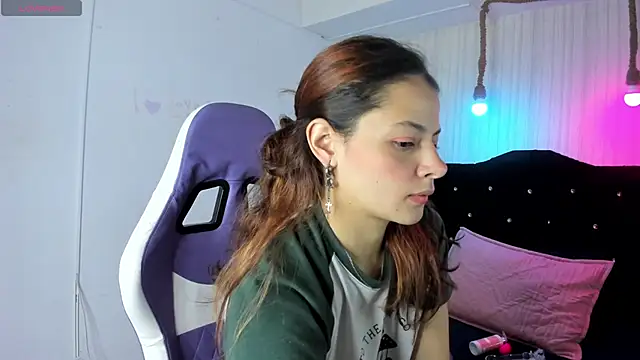 nicky angel1 online show from 09-22-25, 06:32