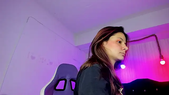 nicky angel1 online show from 10-11-25, 06:39