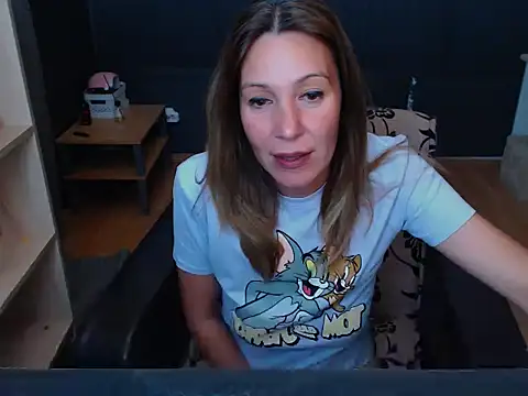 Snapshot of hannaha chatting on 05-31-26, 07:26 hannaha online show from 05-31-26, 07:26