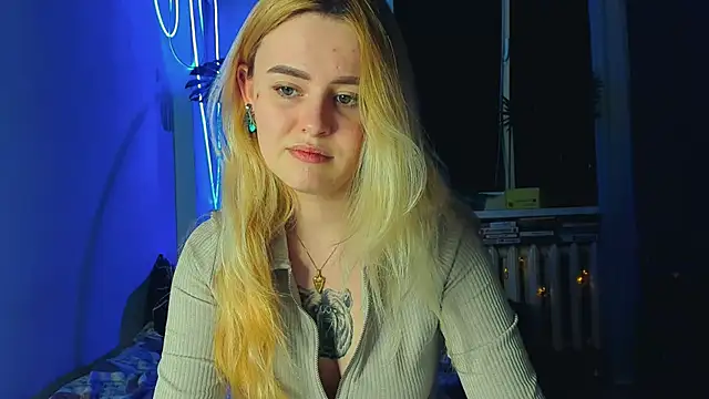 Alexa Pirs online show from 03-09-25, 09:14