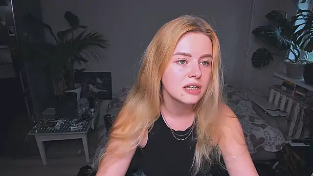 Alexa Pirs online show from 09-13-25, 03:01