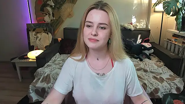 Alexa Pirs online show from 05-06-26, 02:55