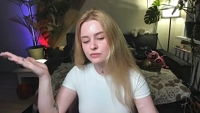 Alexa Pirs online show from 05-16-26, 07:34
