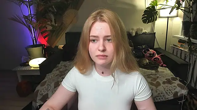 Alexa Pirs online show from 05-16-26, 08:07