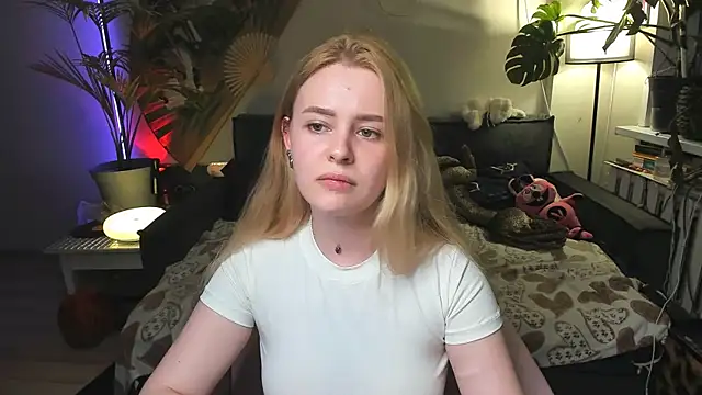 Alexa Pirs online show from 05-16-26, 08:18