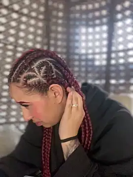 Scarlett-LS online show from 02-15-25, 12:01