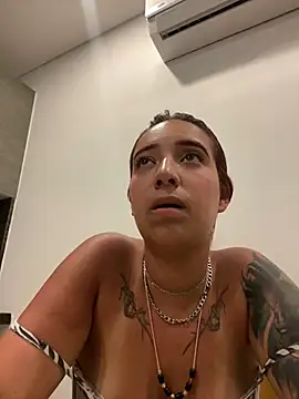 Scarlett-LS online show from 02-20-25, 01:36