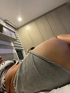 Scarlett-LS online show from 02-20-25, 04:39