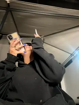 Scarlett-LS online show from 09-16-25, 01:06