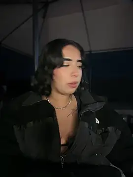 Scarlett-LS online show from 09-25-25, 01:53