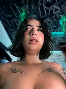 Scarlett-LS online show from 11-11-25, 01:38