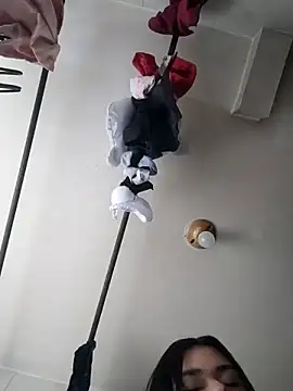 nikki grey online show from 10-20-25, 09:59