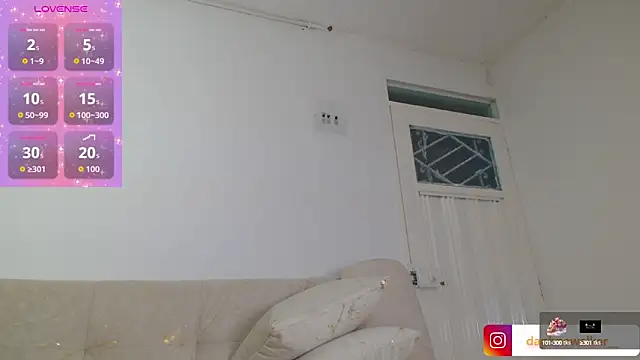 Daphnewalker   online show from 10-09-25, 10:35