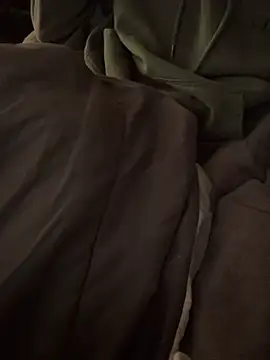 csoeasy1 online show from 02-25-25, 03:49