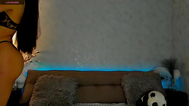 Snapshot of Tina_Mart chatting on 02-24-26, 08:29 Tina Mart online show from 02-24-26, 08:29