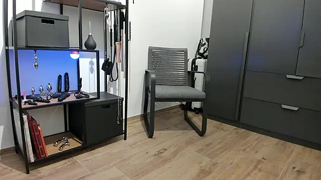 Snapshot of molicaremolicare chatting on 03-24-26, 07:19 molicaremolicare online show from 03-24-26, 07:19