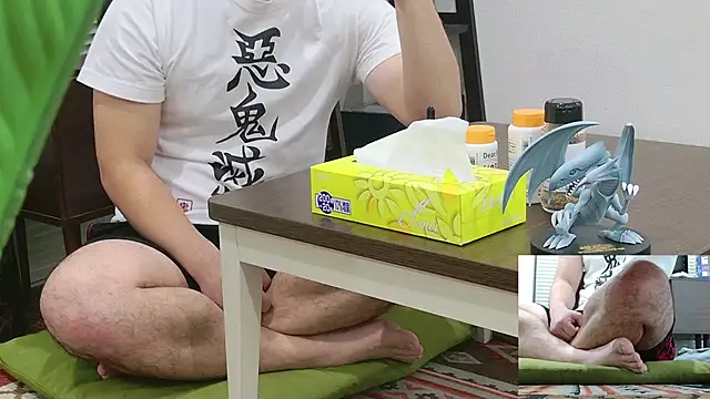 YARASERO-kun online show from 01-11-26, 10:42