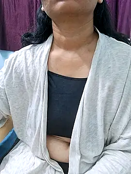 Jassi Does online show from 02-27-25, 02:21