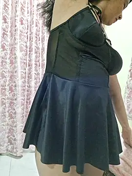 Snapshot of Jassi_Does chatting on 02-18-26, 09:55 Jassi Does online show from 02-18-26, 09:55