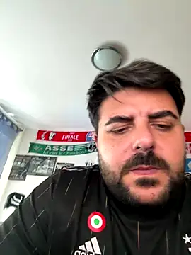 Snapshot of Sex-10-10 chatting on 10-08-25, 12:14 Sex-10-10 online show from 10-08-25, 12:14