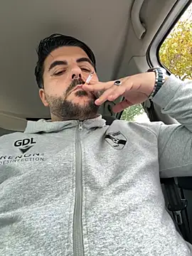 Snapshot of Sex-10-10 chatting on 10-19-25, 03:12 Sex-10-10 online show from 10-19-25, 03:12