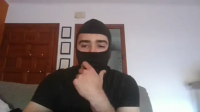 Snapshot of ESCOMOFUC chatting on 02-14-25, 11:21 ESCOMOFUC online show from 02-14-25, 11:21