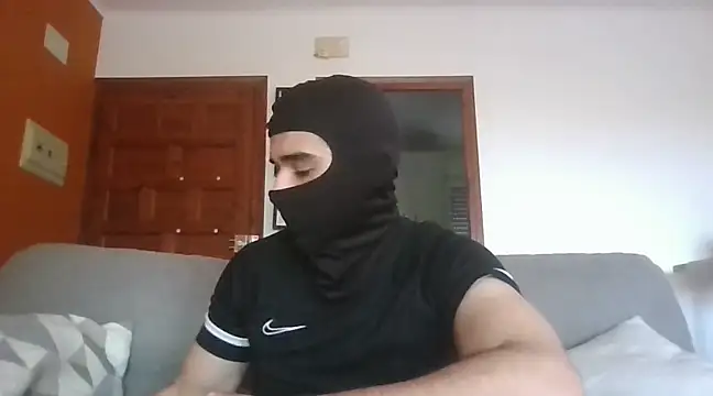 Snapshot of ESCOMOFUC chatting on 02-25-25, 04:31 ESCOMOFUC online show from 02-25-25, 04:31