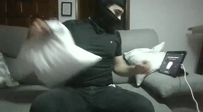 Snapshot of ESCOMOFUC chatting on 02-26-25, 11:59 ESCOMOFUC online show from 02-26-25, 11:59