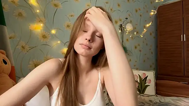 BeckyDwinell online show from 03-04-25, 11:19