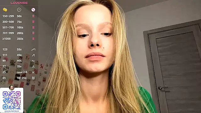 BeckyDwinell online show from 09-18-25, 04:20