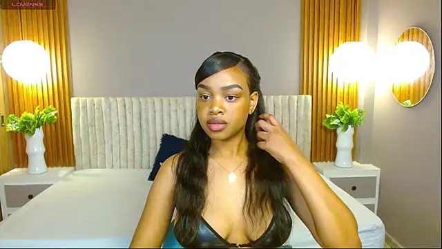 TianaSky online show from 03-18-25, 07:42