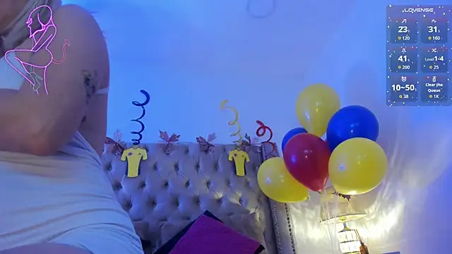CandieGilson   online show from 06-24-26, 12:37