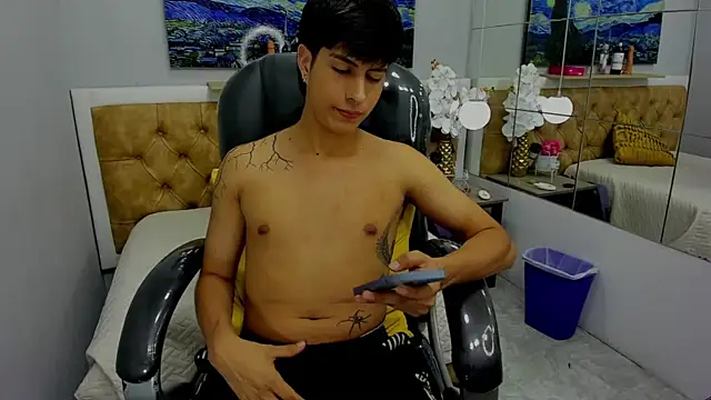 Estiv18  online show from 09-13-25, 01:05