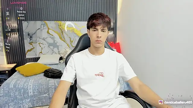 Snapshot of Estiv18_ chatting on 03-09-26, 02:21 Estiv18 online show from 03-09-26, 02:21