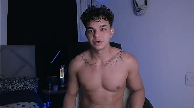 Snapshot of samm_sv chatting on 03-01-25, 04:15 samm sv online show from 03-01-25, 04:15