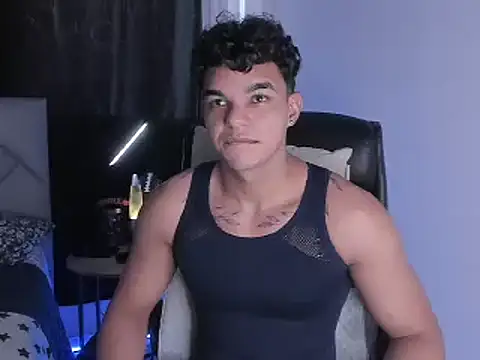 Snapshot of samm_sv chatting on 03-02-25, 10:38 samm sv online show from 03-02-25, 10:38