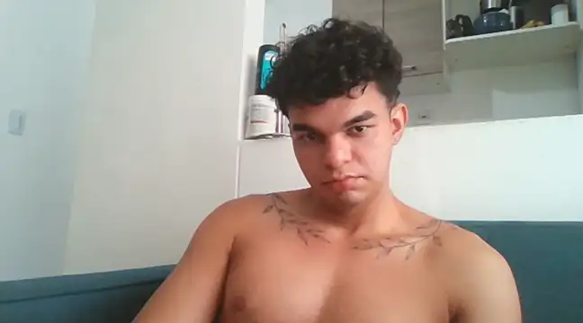 Snapshot of samm_sv chatting on 03-08-25, 03:13 samm sv online show from 03-08-25, 03:13