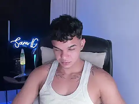 Snapshot of samm_sv chatting on 03-10-25, 04:49 samm sv online show from 03-10-25, 04:49