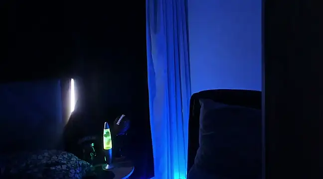 Snapshot of samm_sv chatting on 03-20-25, 06:19 samm sv online show from 03-20-25, 06:19