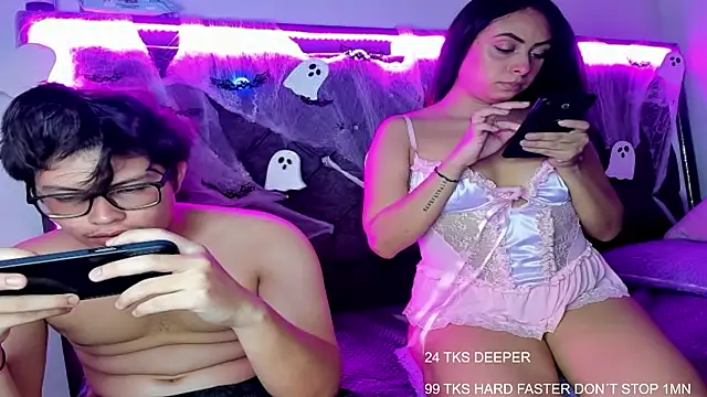 EmilyPacho  online show from 10-14-25, 08:42