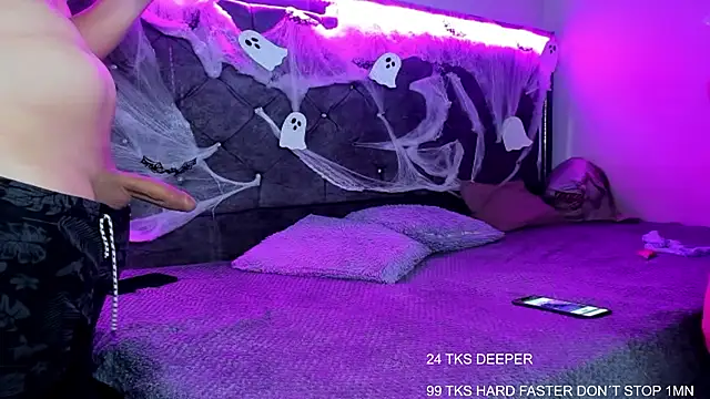 EmilyPacho  online show from 10-16-25, 07:09