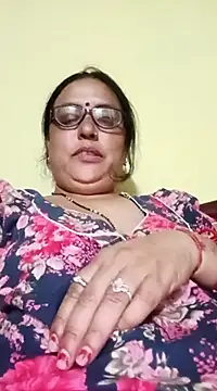 Kiyara8 online show from 02-28-25, 04:53